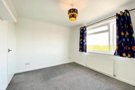 Bedroom 2.jpg