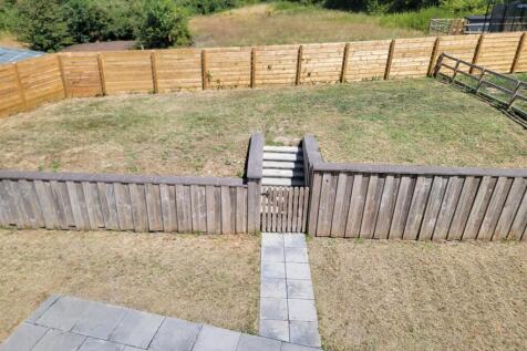 Siston Garden.jpg