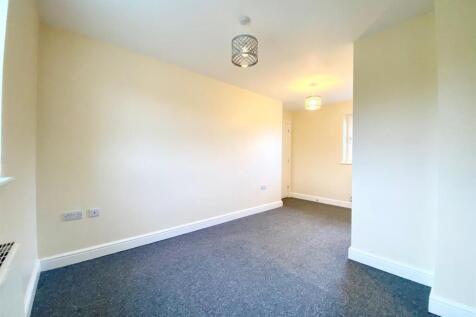 Main Bedroom 2.jpg