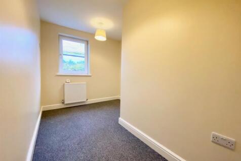 Bedroom 3.jpg