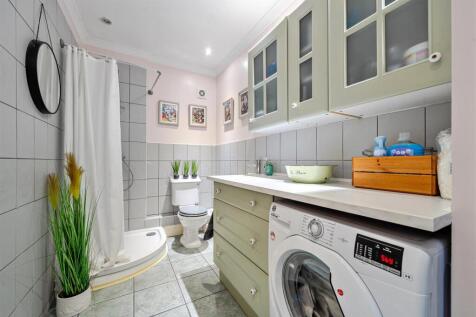 Ground Floor Shower Room