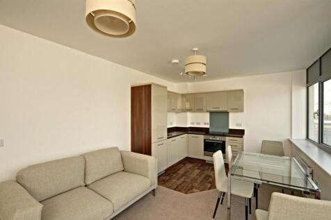 57 Trinity Court Living area 3.jpg