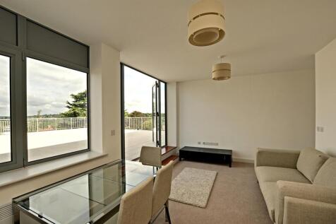 57 Trinity Court Living area 4.jpg