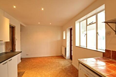 30 Arnold Road 6.jpg