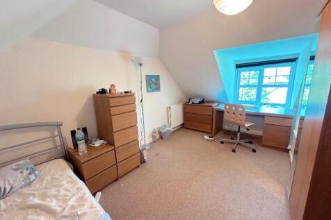 WhatsApp Image 2024-05-08 at 10.54.18.jpeg