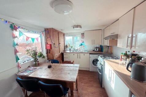 WhatsApp Image 2023-12-08 at 13.33.22 (1).jpeg