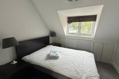 WhatsApp Image 2025-08-29 at 11.18.32 AM.jpeg