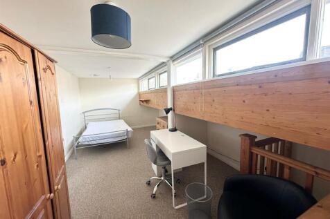 WhatsApp Image 2024-08-27 at 5.01.34 PM (1).jpeg