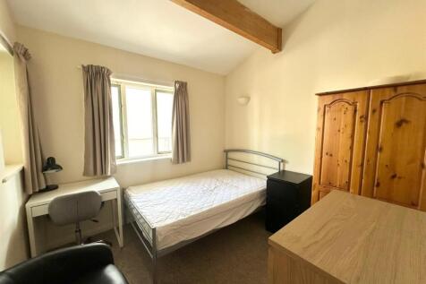 WhatsApp Image 2024-08-27 at 5.01.34 PM.jpeg