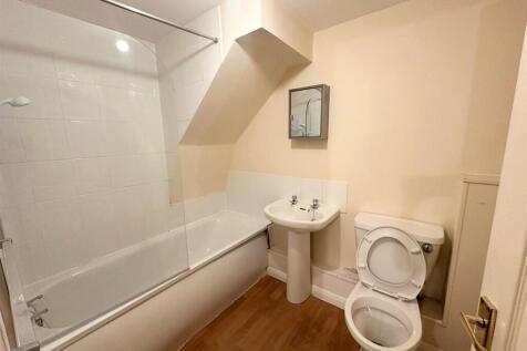 WhatsApp Image 2024-08-27 at 5.01.35 PM (1).jpeg