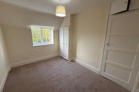 WhatsApp Image 2025-11-06 at 12.42.13 PM (2).jpeg