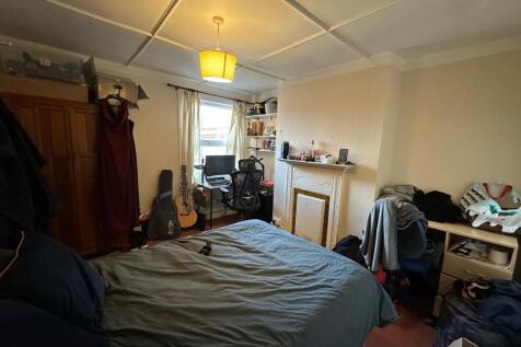 WhatsApp Image 2025-03-05 at 11.33.19 AM (1).jpeg