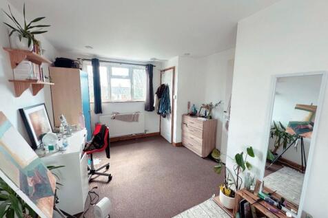 WhatsApp Image 2024-04-15 at 14.45.03.jpeg