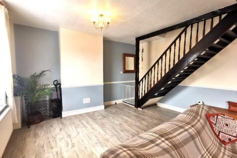 Lounge Dining Area