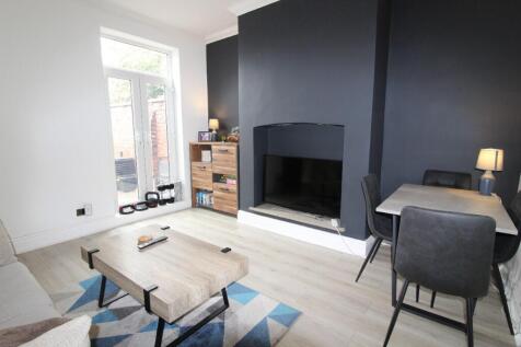 Dining/Sitting room
