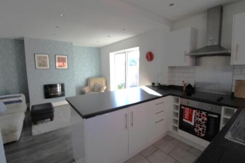 Kitchen Family Room