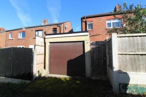 Detached Garage 