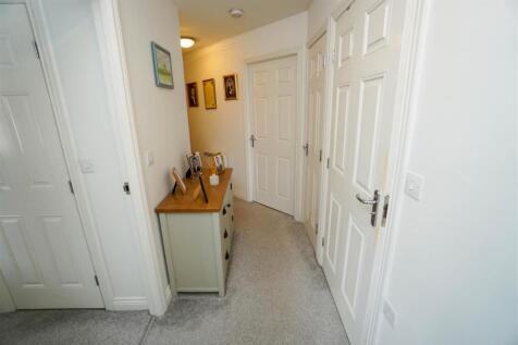 HALLWAY (1 of 1).jpg