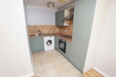 KITCHEN.JPG