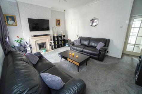 LOUNGE 1 (1 of 1).jpg