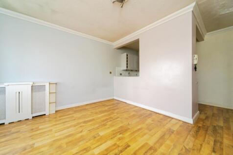 Lounge/Kitchen