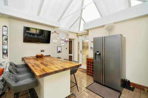 Breakfast Bar