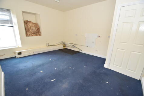 Former Kitchen Di...