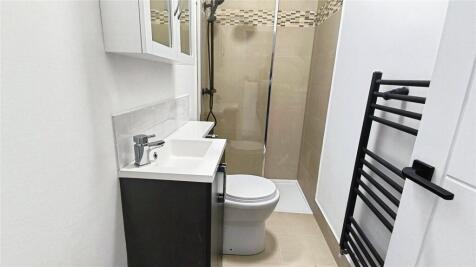 Family Shower Room