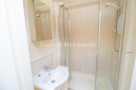 En Suite Shower