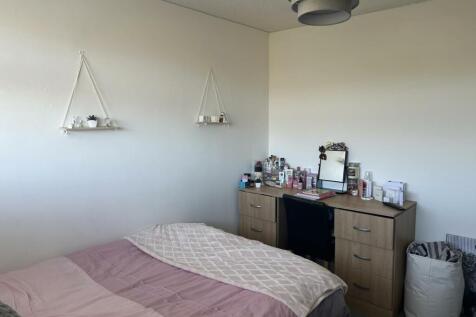 Bedroom 2 View 2