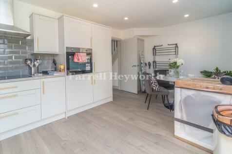Kitchen Diner image 