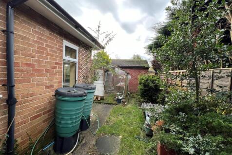 Side garden