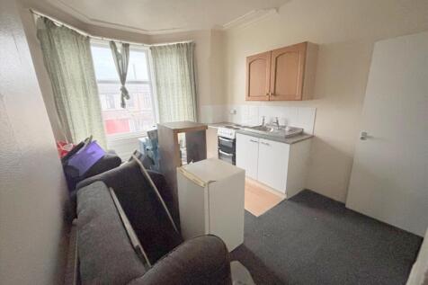 Lounge/Kitchen