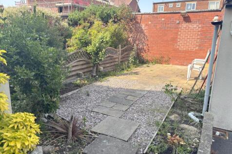 Clifton Drive Rear S