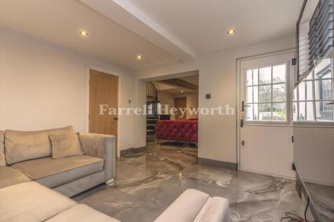 Rear Reception b