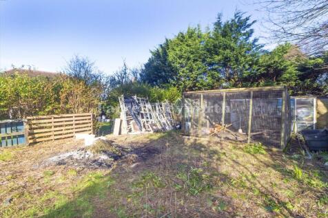 Rear garden view 3