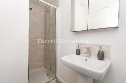 En suite view 2