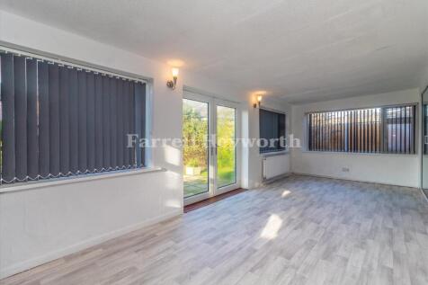 Sitting Room image 2