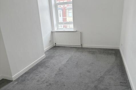 Bedroom 2 67 Station