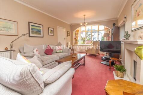 Lounge image 3