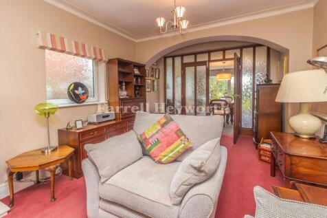 Lounge image 4