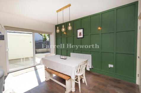 Kitchen Diner 3