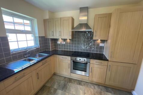 Garden close kitchen