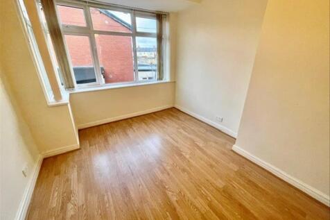 Back bedroom