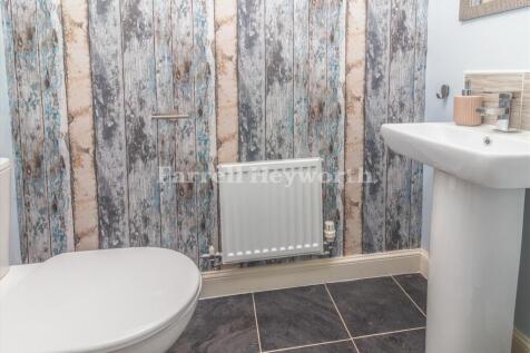 Ground Floor WC IMAG