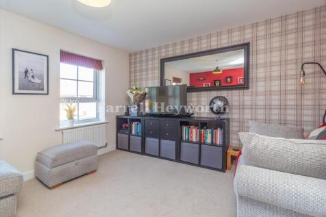 Lounge image 3
