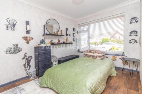 Front Bedroom