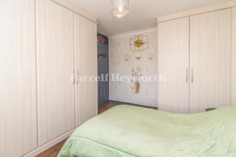 Front Bedroom image 