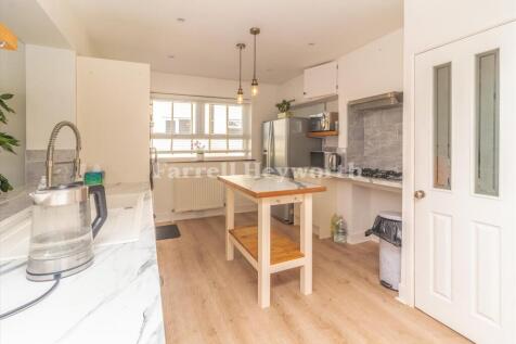 Kitchen image 4