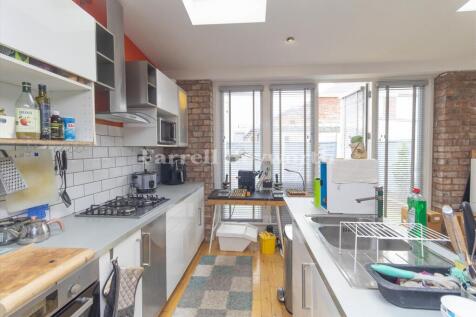 Kitchen Dining 2